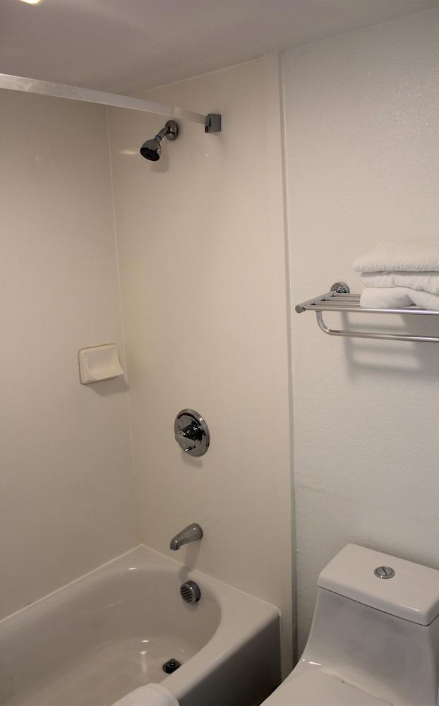 Ramada By Wyndham Lumberton Otel Dış mekan fotoğraf