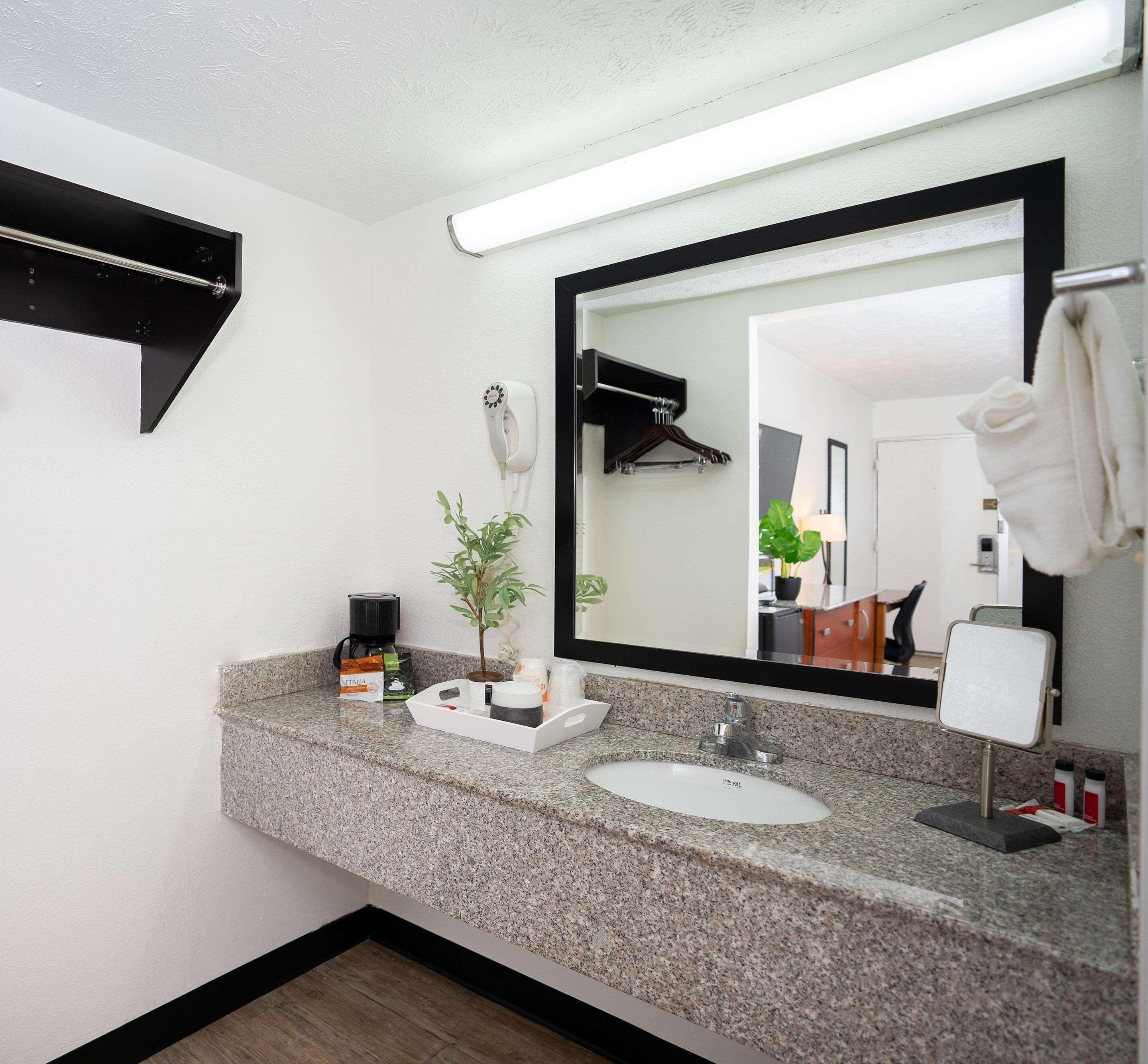 Ramada By Wyndham Lumberton Otel Dış mekan fotoğraf